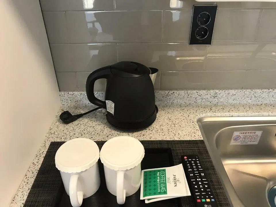 Hotel Sm Incheon Airport Alojamento de Acomodação e Pequeno-almoço